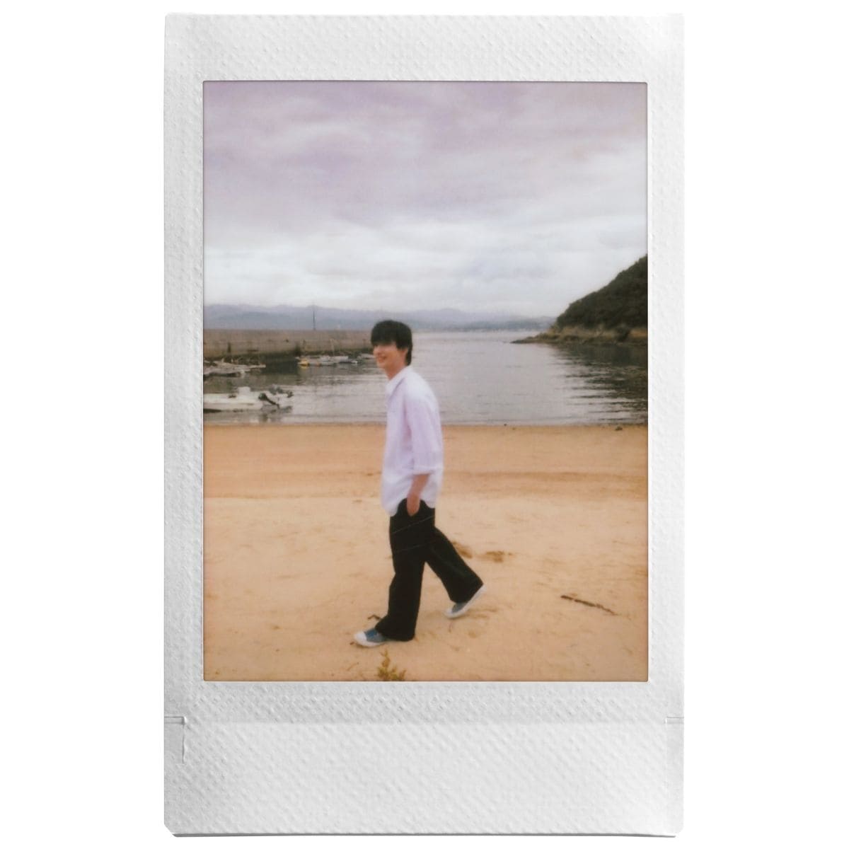 映画『汝、星のごとく』× instax™“チェキ” ふたりの時間をたどる写真展